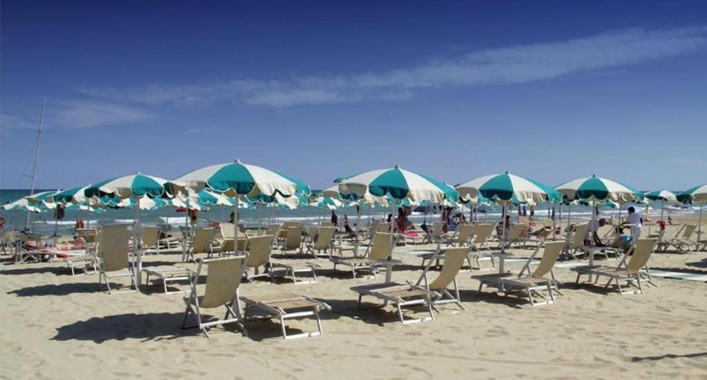 Hotel Costa Verde ปีเนโต ภายนอก รูปภาพ
