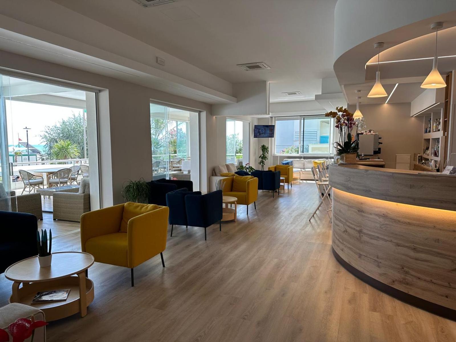 Hotel Costa Verde ปีเนโต ภายนอก รูปภาพ
