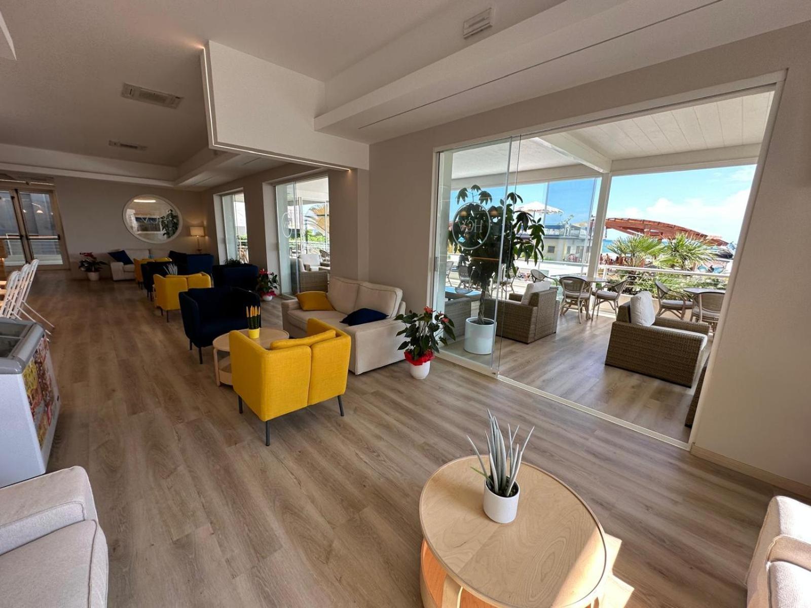 Hotel Costa Verde ปีเนโต ภายนอก รูปภาพ